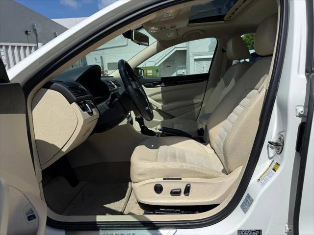 2014 Volkswagen Passat 1.8T SEL Premium