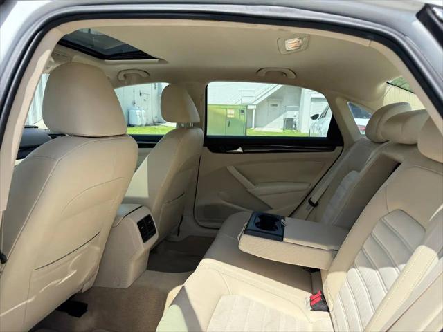 2014 Volkswagen Passat 1.8T SEL Premium
