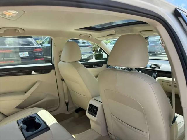 2014 Volkswagen Passat 1.8T SEL Premium