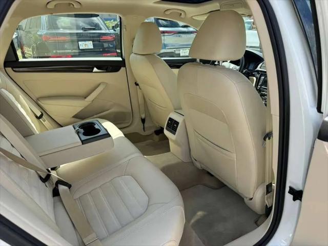 2014 Volkswagen Passat 1.8T SEL Premium