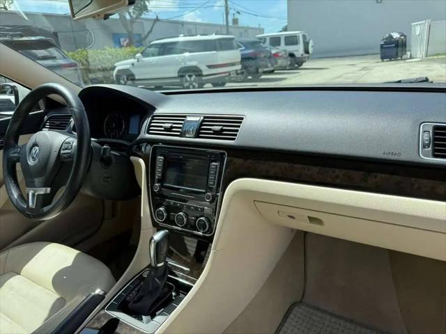 2014 Volkswagen Passat 1.8T SEL Premium