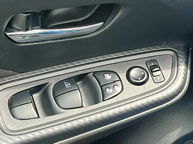 2021 Nissan Versa SV Xtronic CVT