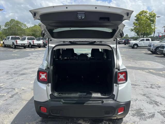 2018 Jeep Renegade Latitude FWD