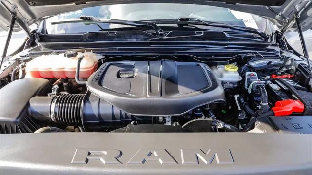 2025 Ram 1500 Laramie Crew Cab 4x4 5'7" Box