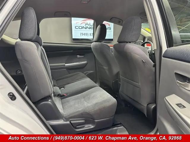 2014 Toyota Prius v Three