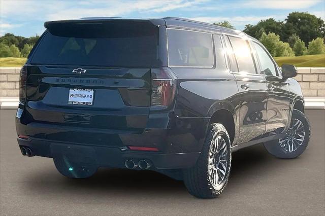2025 Chevrolet Suburban 4WD Z71