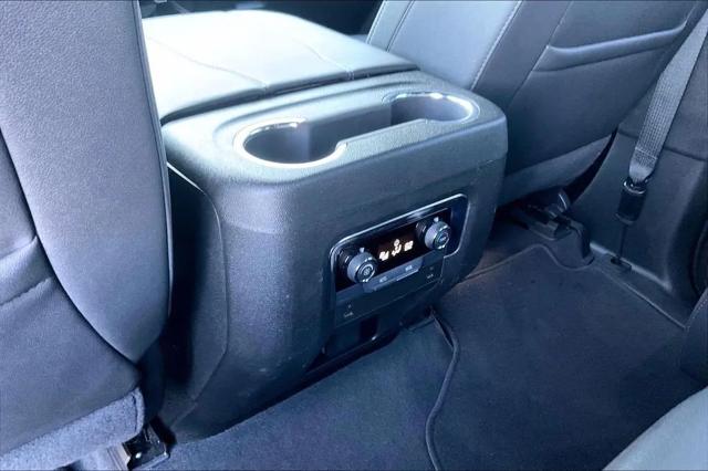 2025 Chevrolet Suburban 4WD Z71