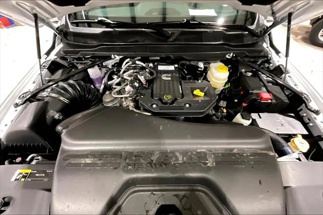 2026 Ram 3500 Laramie Crew Cab 4x4 8' Box