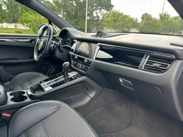 2023 Porsche Macan T