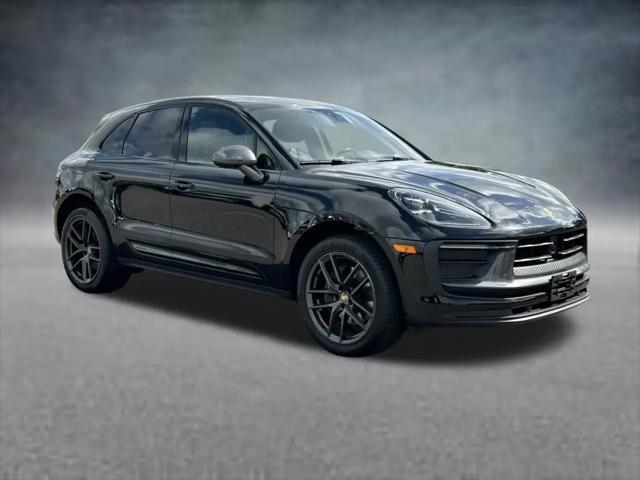 2023 Porsche Macan T