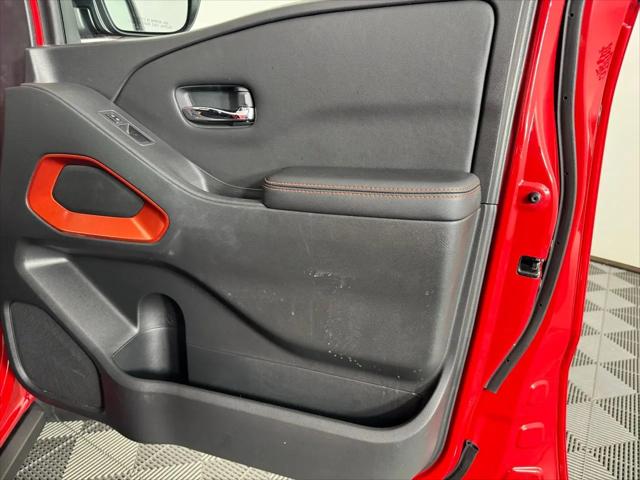 2025 Nissan Frontier Crew Cab PRO-X 4x2