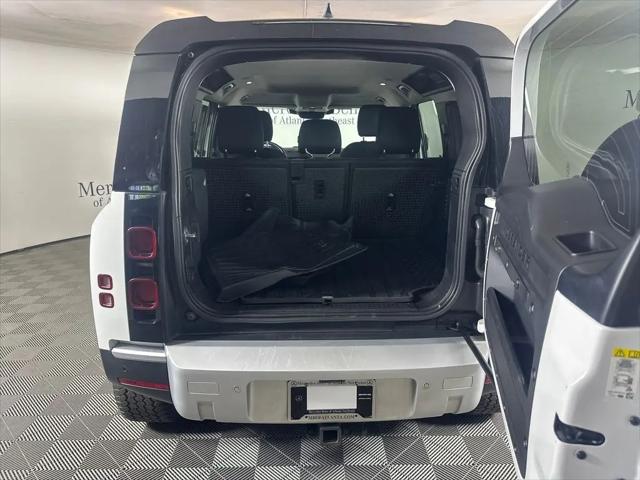 2022 Land Rover Defender 110 Standard