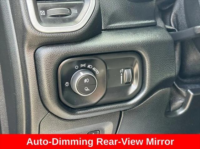 2020 Ram 1500 Big Horn Crew Cab 4x4 5'7" Box
