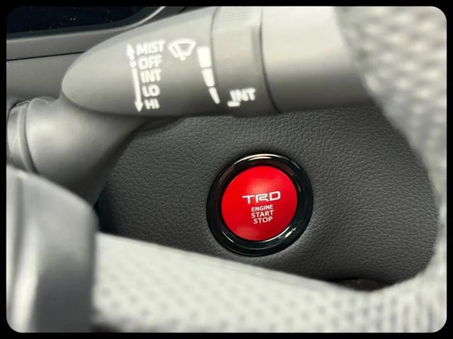 2026 Toyota Tundra Limited CrewMax 5.5' Bed