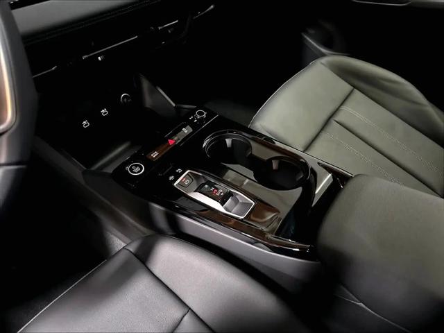 2027 Audi Q6 e-tron Premium
