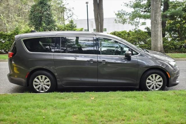 2019 Chrysler Pacifica L