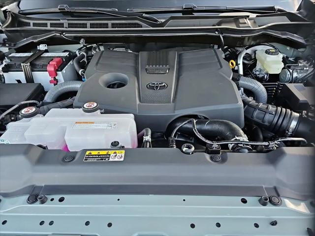 2026 Toyota Tundra Platinum CrewMax 5.5' Bed
