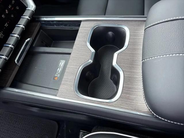 2026 GMC Acadia Denali AWD