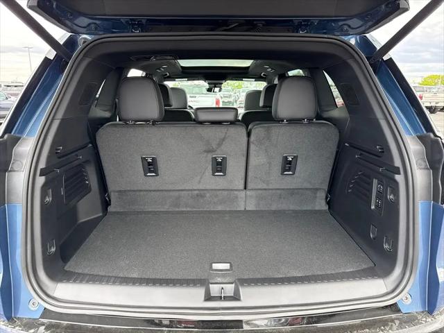 2026 GMC Acadia Denali AWD