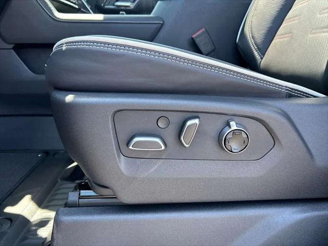 2026 GMC Sierra 2500HD Crew Cab, Standard Bed, AT4X, 4WD