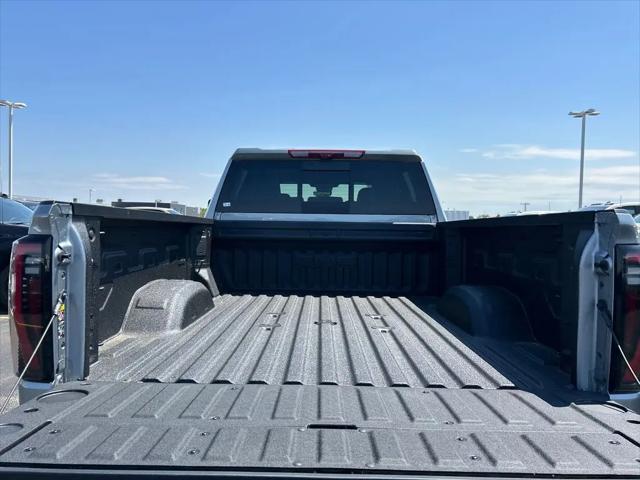 2026 GMC Sierra 2500HD Crew Cab, Standard Bed, AT4X, 4WD