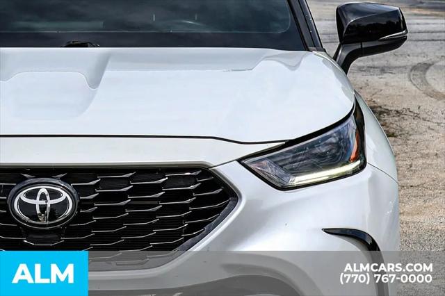 2022 Toyota Highlander XSE