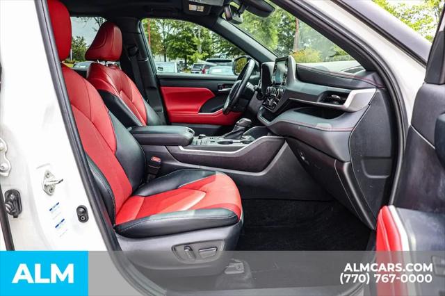 2022 Toyota Highlander XSE