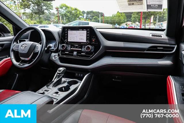 2022 Toyota Highlander XSE