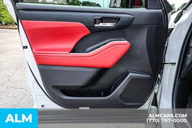 2022 Toyota Highlander XSE
