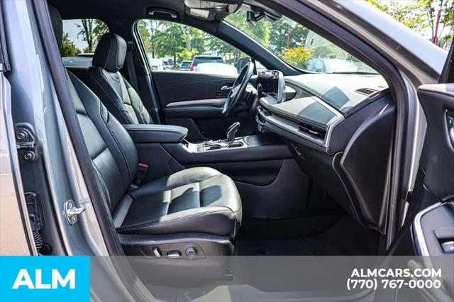 2025 Cadillac XT4 FWD Premium Luxury