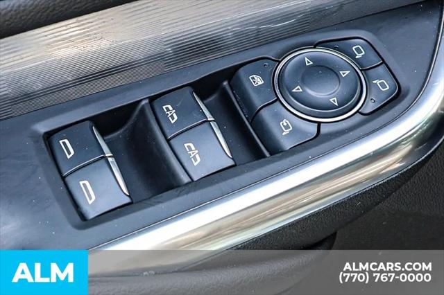 2025 Cadillac XT4 FWD Premium Luxury