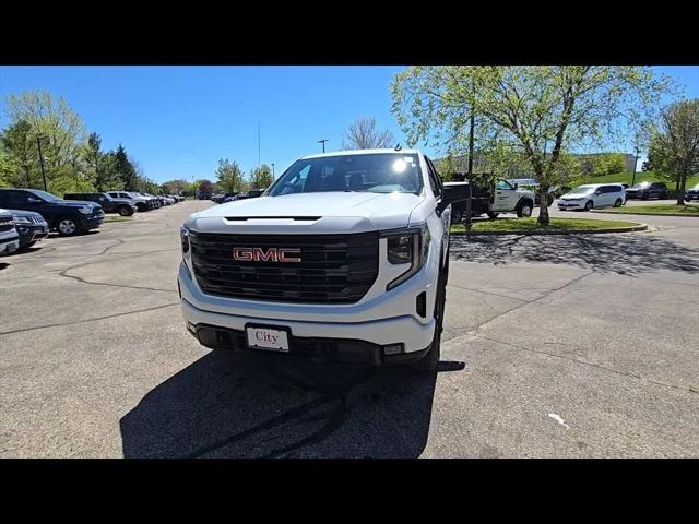 2025 GMC Sierra 1500 4WD Crew Cab Short Box Elevation with 3VL