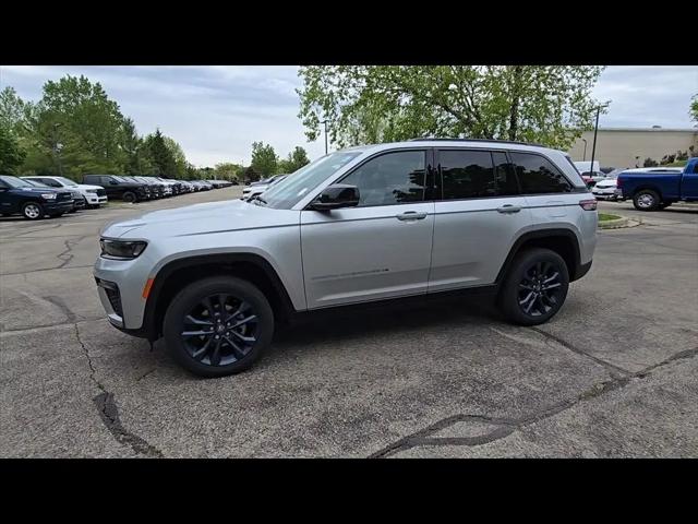 2026 Jeep Grand Cherokee 85th Anniversary Edition