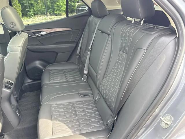 2022 Buick Envision FWD Avenir