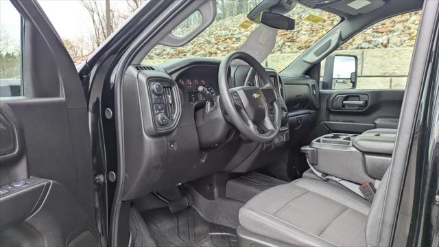 2025 Chevrolet Silverado 2500HD 4WD Crew Cab Standard Bed Custom