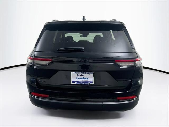 2023 Jeep Grand Cherokee Altitude 4x4