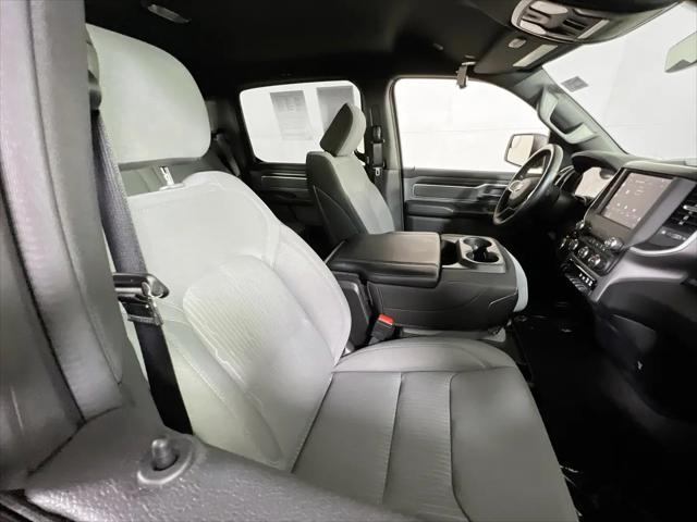 2022 Ram 1500 Big Horn Crew Cab 4x4 5'7" Box