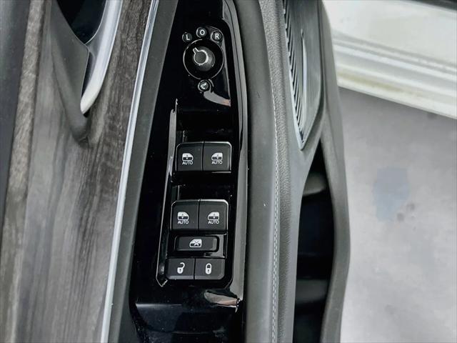 2023 Jeep Grand Cherokee Overland 4x4
