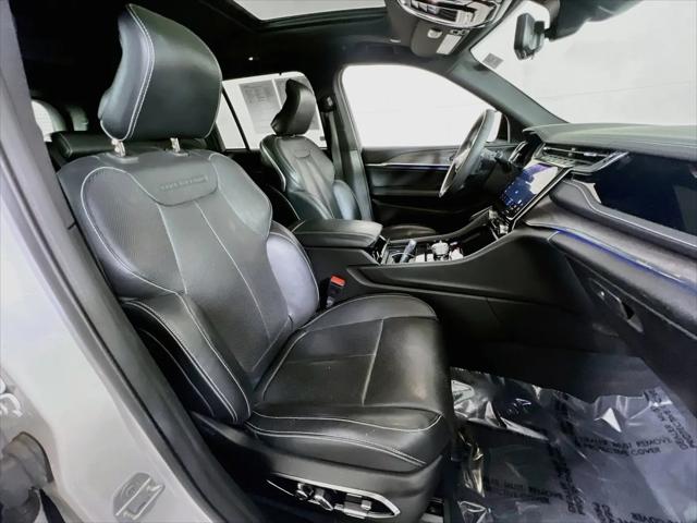 2023 Jeep Grand Cherokee Overland 4x4