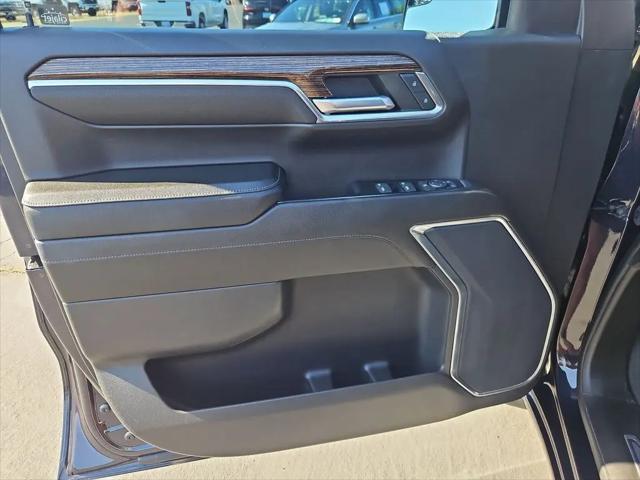 2023 GMC Sierra 1500 4WD Crew Cab Short Box Elevation with 3SB