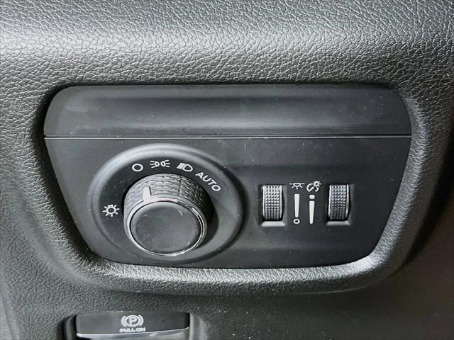 2023 Jeep Grand Cherokee Laredo 4x4