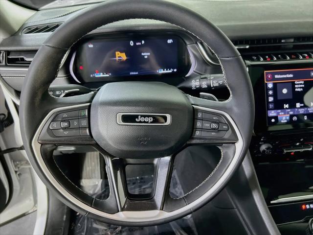 2023 Jeep Grand Cherokee Laredo 4x4
