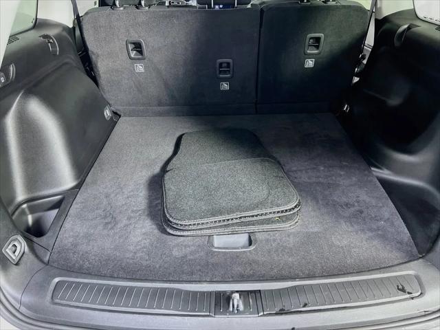 2023 Jeep Grand Cherokee Laredo 4x4