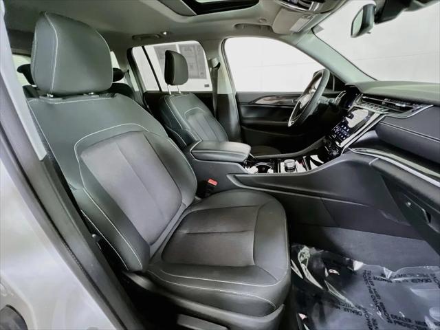 2023 Jeep Grand Cherokee Laredo 4x4