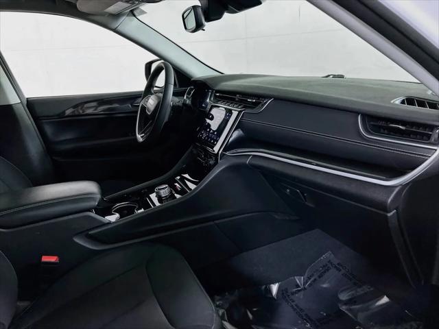 2023 Jeep Grand Cherokee Laredo 4x4