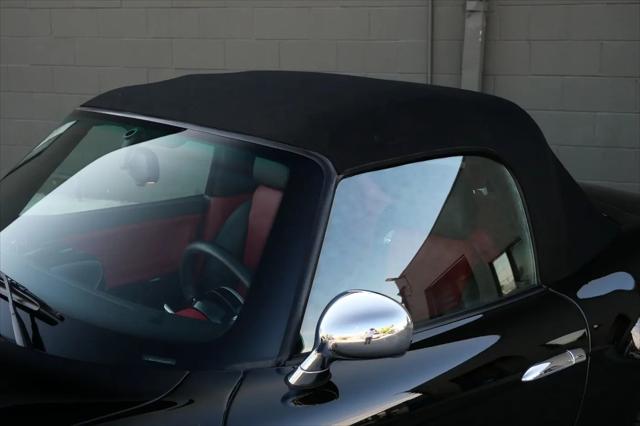 2001 BMW Z8 Standard