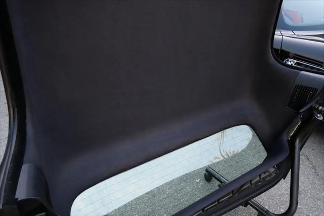 2001 BMW Z8 Standard