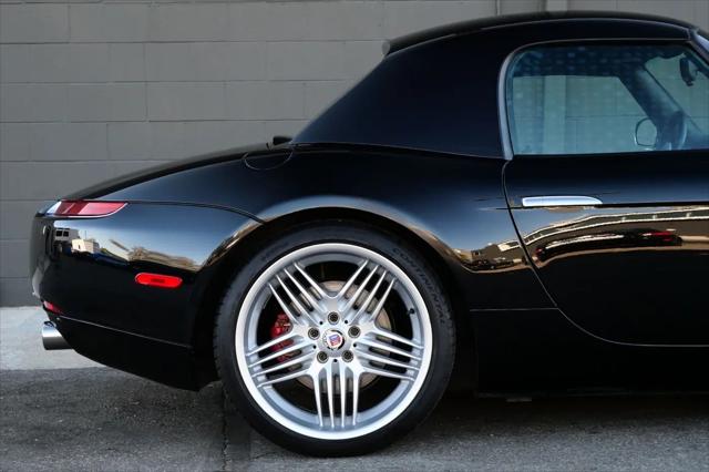 2001 BMW Z8 Standard