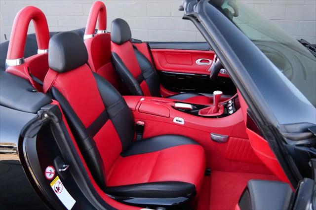 2001 BMW Z8 Standard