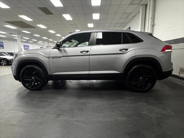 2022 Volkswagen Atlas Cross Sport 3.6L V6 SE w/Technology